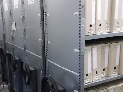 Pojízdné archivační regály vhodné do úřadů, archivů a škol