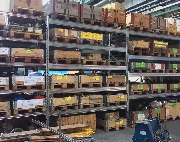 Pozinkované paletové regály do dílny i skladu Pozinkované paletové regály do dílny i skladu