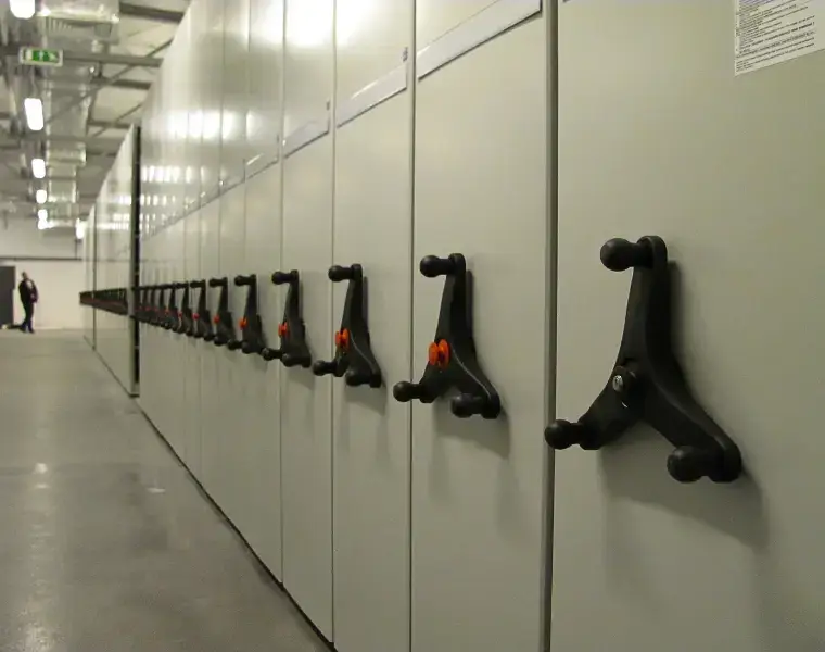 Pojízdné (posuvné) regály do archivu