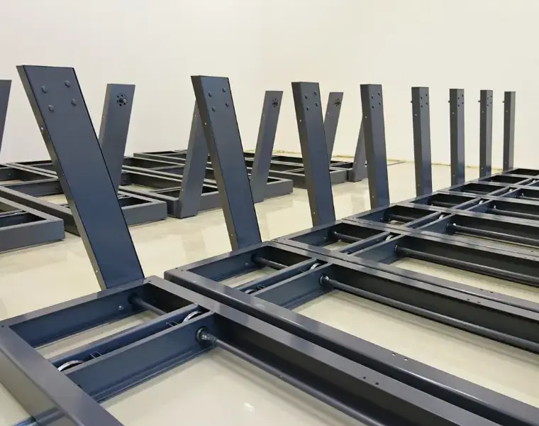 Podvozky pro posuvné policové regály na míru do archivu, skladu nebo knihovny