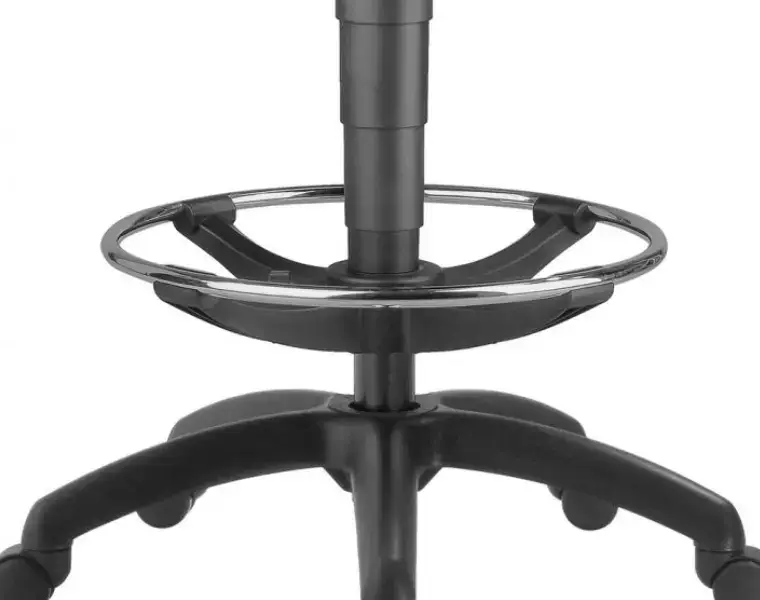 Průmyslové židle - detail opěrného kruhu pro nohy